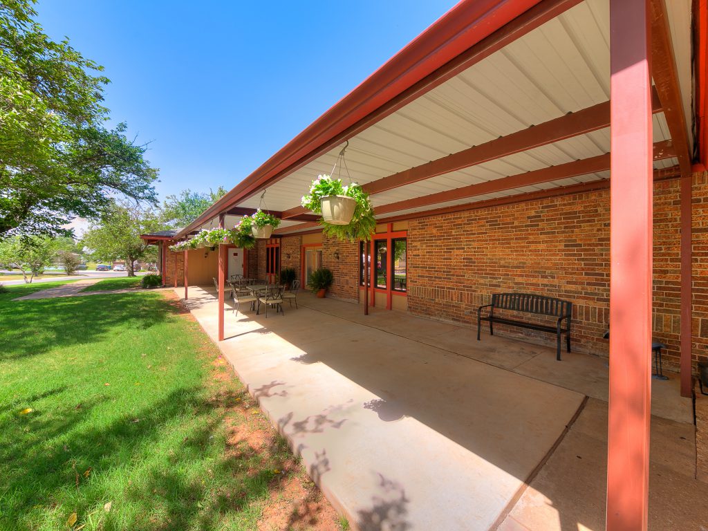 Forest Park Estates - large patio