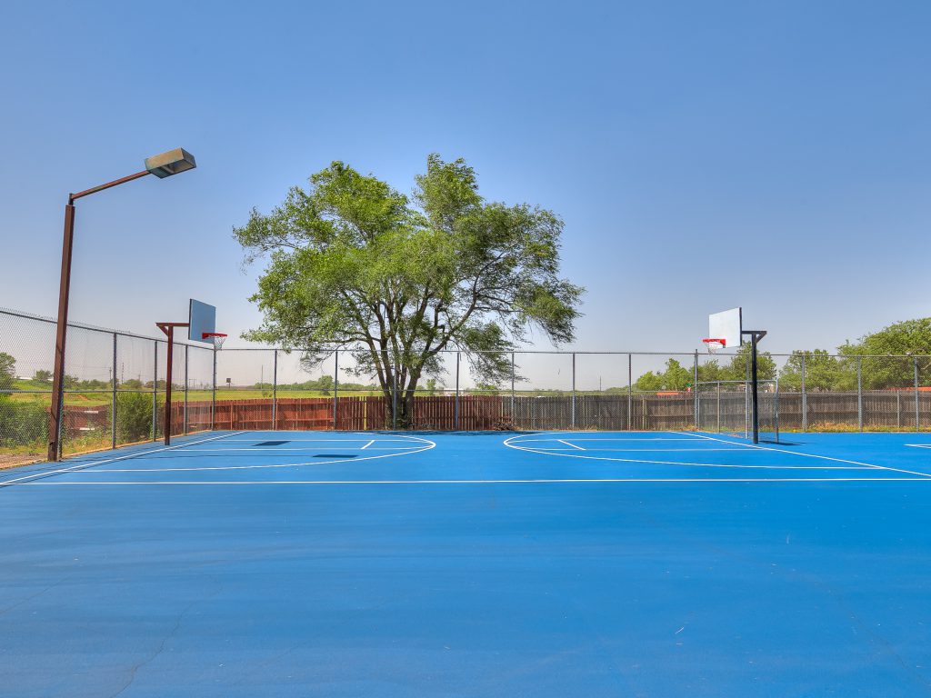 Forest Park Estates - basketball courts